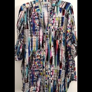 Multicolored fun, super soft top, perfect cond. Quality made wears well with all